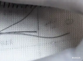 4 - JORDAN (2019)  CEMENT BRED 308497-060 BLACK 0703